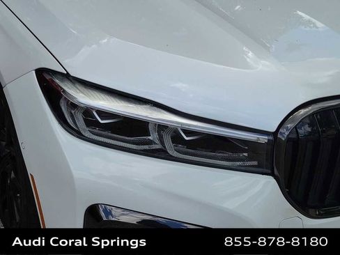 Used 2020 BMW 740i w/ M Sport Package RWD image 19