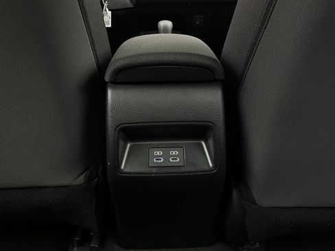 Used 2025 Toyota Corolla LE image 12