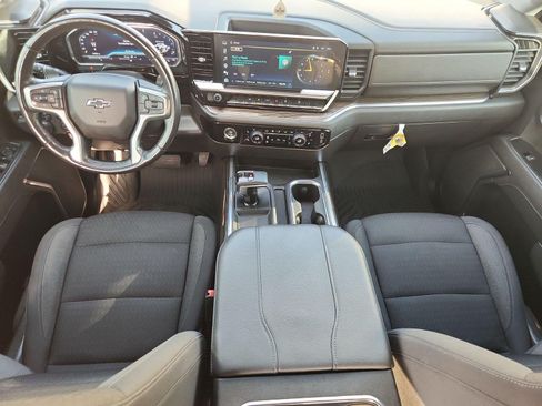 Used 2023 Chevrolet Silverado 1500 LT Trail Boss w/ LPO, Dark Essentials Package AWD/4WD image 19