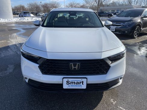 Certified 2023 Honda Accord EX image 2