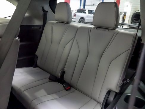 Used 2023 Acura MDX SH-AWD w/ Technology Package image 13
