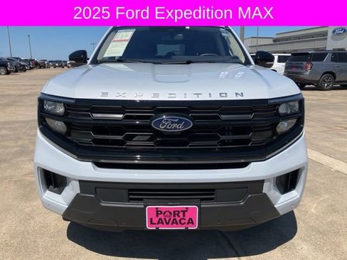 Used 2025 Ford Expedition Max Active image 2