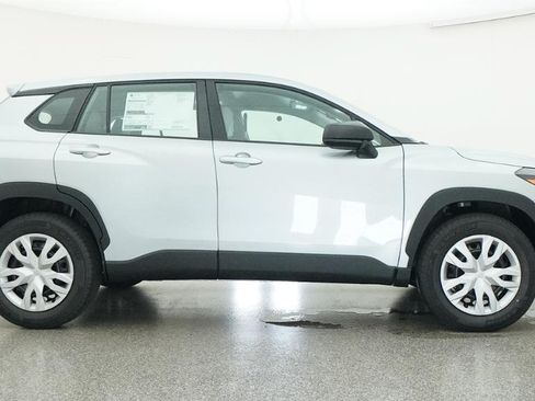 New 2026 Toyota Corolla Cross L FWD image 18