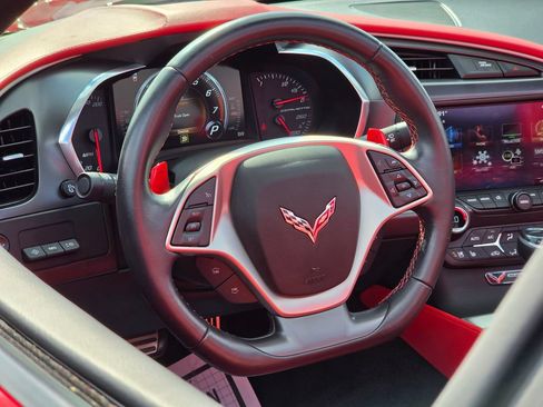 Used 2019 Chevrolet Corvette Stingray Coupe w/ 2LT Preferred Equipment Group RWD image 27