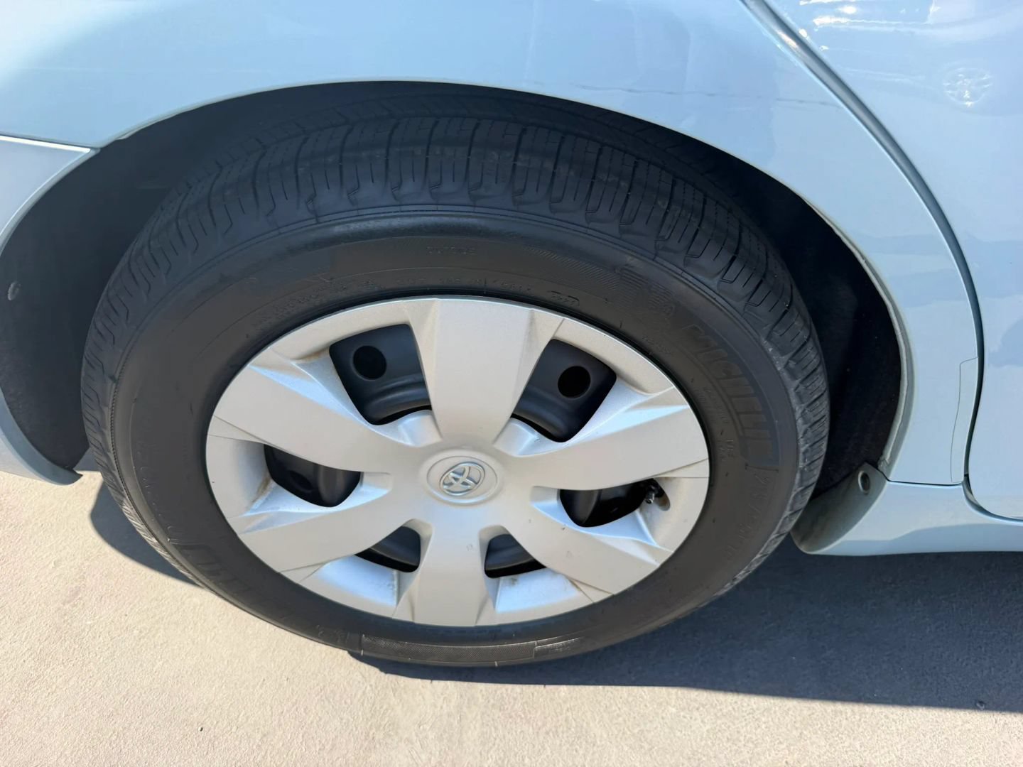 Used 2007 Toyota Camry LE FWD image 26