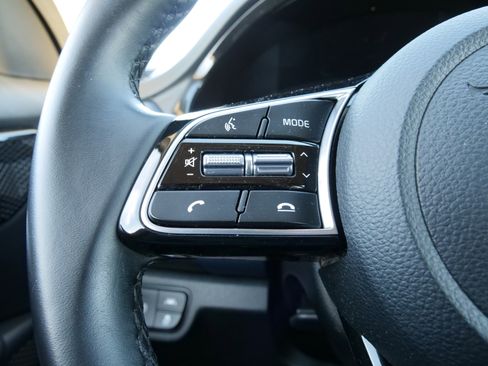 Used 2023 Kia Seltos S w/ Navigation Package image 21