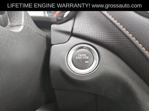 Used 2023 Chevrolet Equinox Premier AWD/4WD image 22