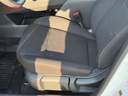 Used 2023 Nissan Rogue S AWD/4WD image 22