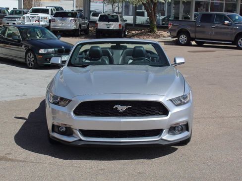 Used 2017 Ford Mustang Premium image 2