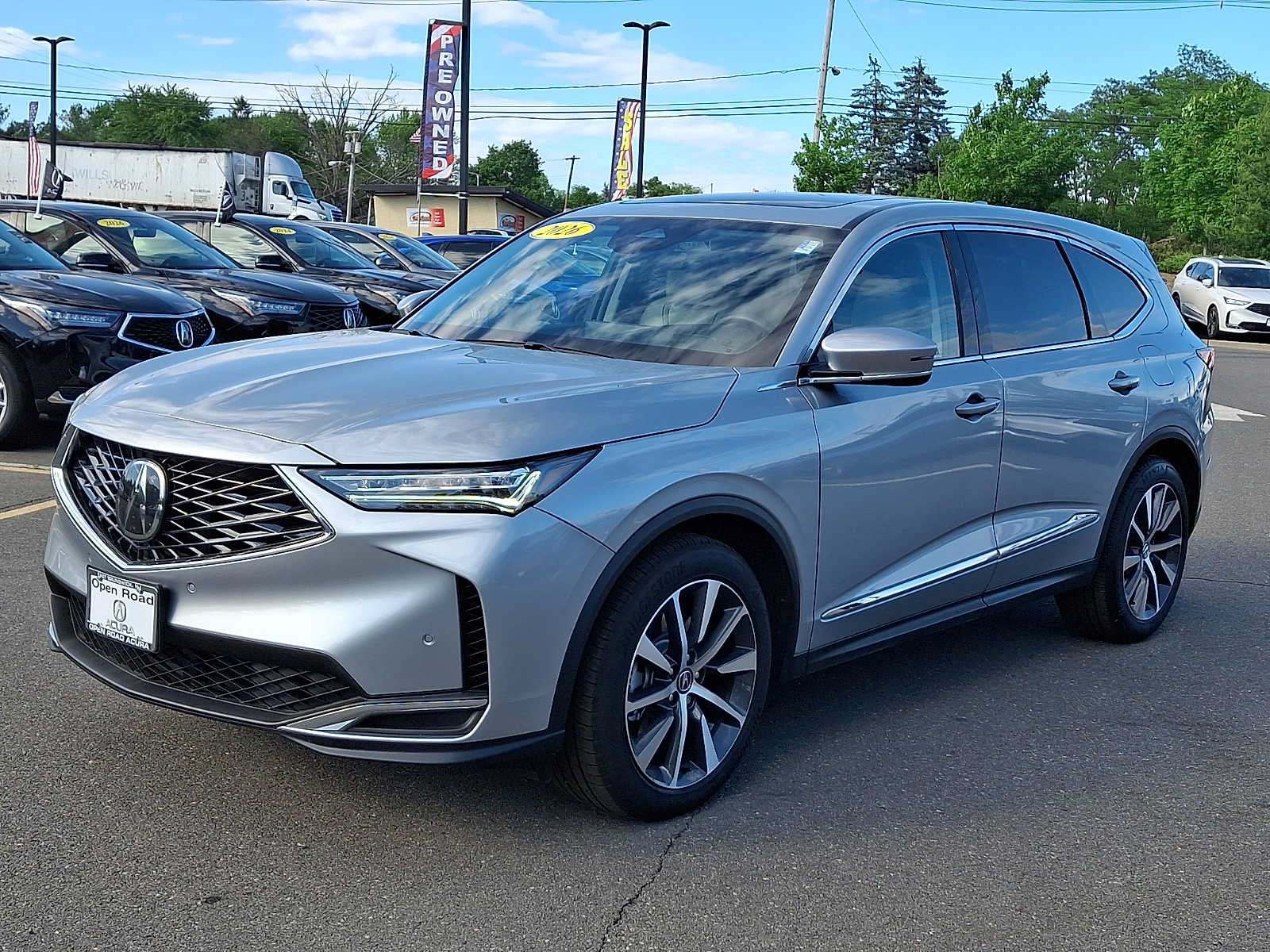 Certified 2026 Acura MDX w/ Technology Package AWD/4WD image 3