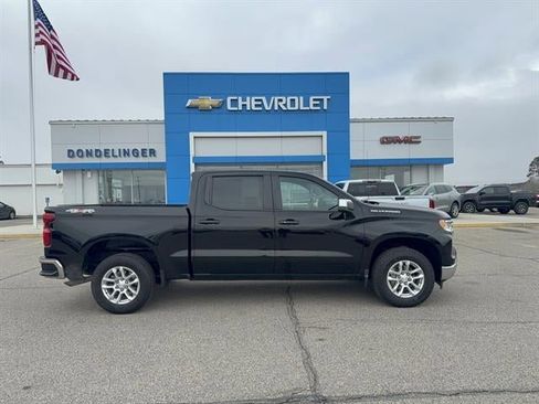 Used 2023 Chevrolet Silverado 1500 LT AWD/4WD image 1