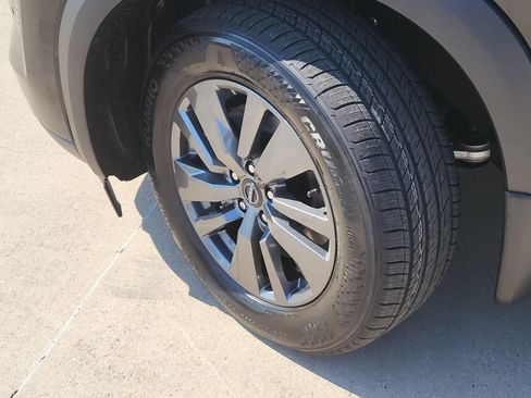 New 2026 Nissan Pathfinder SV FWD image 9