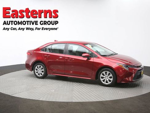 Used 2024 Toyota Corolla LE FWD image 45