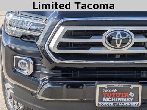 Used 2022 Toyota Tacoma Limited image 3