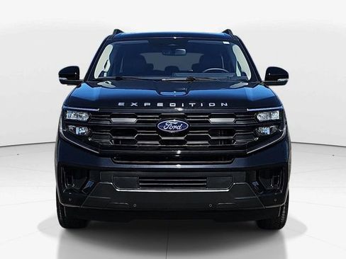 Used 2025 Ford Expedition Max Active AWD/4WD image 9