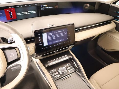 New 2025 Lincoln Nautilus Premier w/ Jet Appearance Package image 5