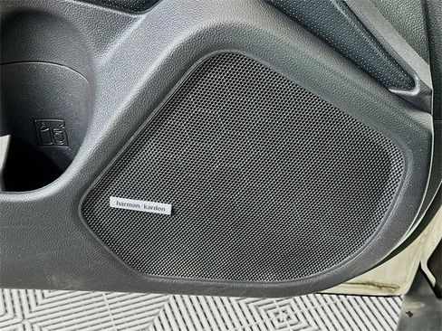 Used 2016 Subaru Outback 2.5i Limited image 18