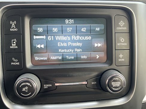 Used 2018 RAM 2500 SLT image 23