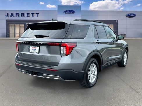 New 2026 Ford Explorer Active w/ Active Comfort Package RWD image 7