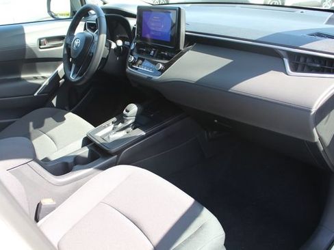 New 2026 Toyota Corolla Cross LE FWD image 14