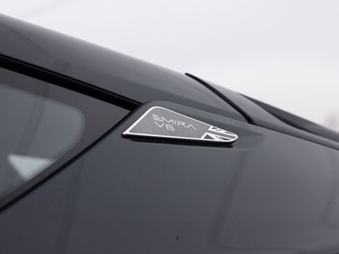 Used 2025 Lotus Emira image 39