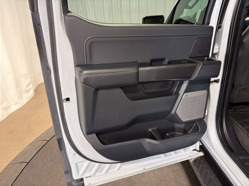 Used 2021 Ford F150 XLT w/ Equipment Group 302A High image 17