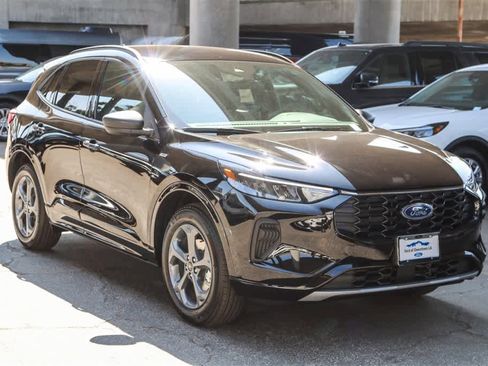 New 2024 Ford Escape ST-Line w/ Equipment Group 301A image 3