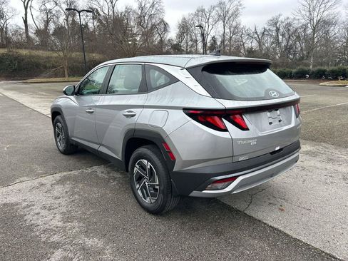New 2026 Hyundai Tucson Blue SE image 5