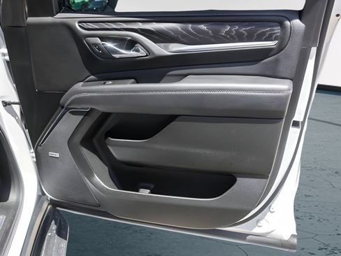 Used 2023 GMC Yukon Denali AWD/4WD image 33