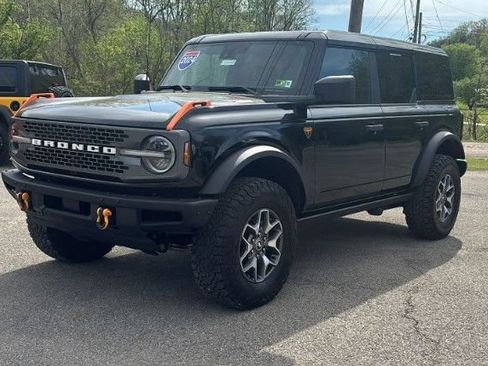 Used 2024 Ford Bronco Badlands AWD/4WD image 1