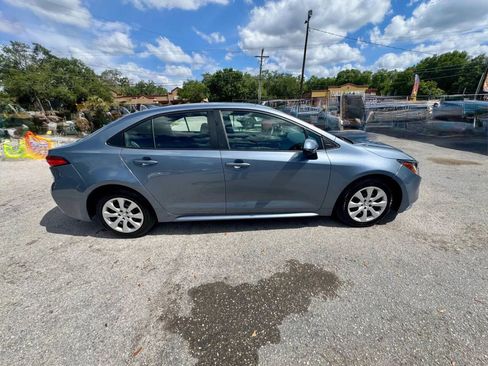 Used 2024 Toyota Corolla LE FWD image 7