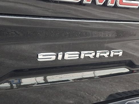 Used 2023 GMC Sierra 1500 AT4 w/ Technology Package image 31