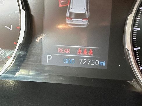 Certified 2022 Toyota RAV4 XLE Premium FWD image 25