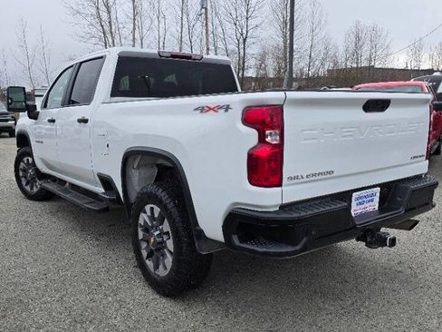 Used 2024 Chevrolet Silverado 2500 Custom w/ Custom Value Package AWD/4WD image 6