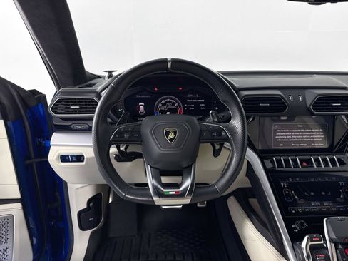 Used 2021 Lamborghini Urus AWD/4WD image 12
