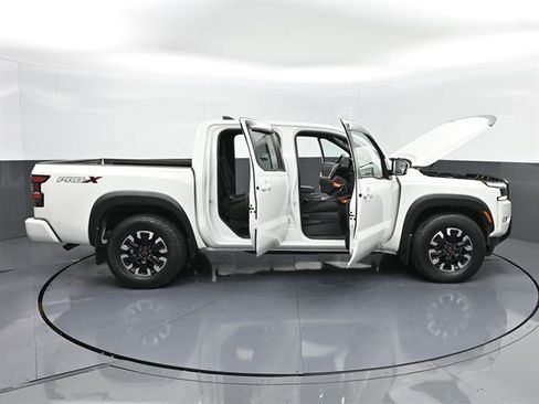Used 2022 Nissan Frontier Pro-X image 54