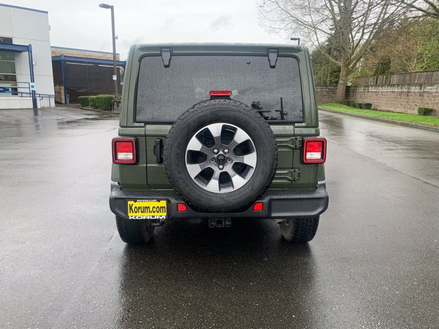 Used 2022 Jeep Wrangler Unlimited Sahara AWD/4WD image 4