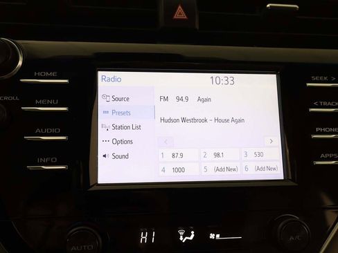 Used 2018 Toyota Camry SE image 41