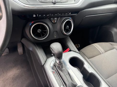 Used 2023 Chevrolet Blazer LT FWD image 25