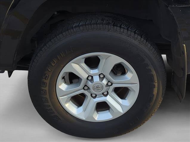 Used 2024 Toyota 4Runner SR5 Premium w/ Moonroof Package AWD/4WD image 7