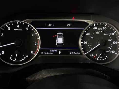 Used 2024 Nissan Pathfinder SL w/ SL Premium Package FWD image 22