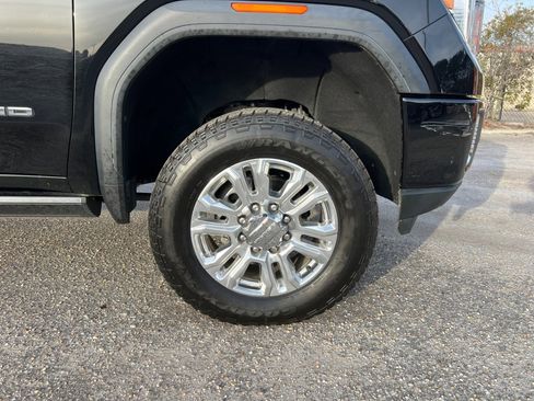 Used 2021 GMC Sierra 2500 Denali w/ Denali Ultimate Package image 25