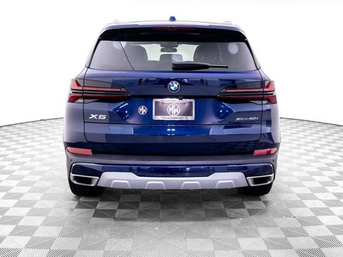 Used 2024 BMW X5 xDrive40i w/ Premium Package AWD/4WD image 4