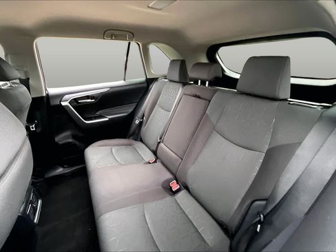 Used 2024 Toyota RAV4 XLE FWD image 20