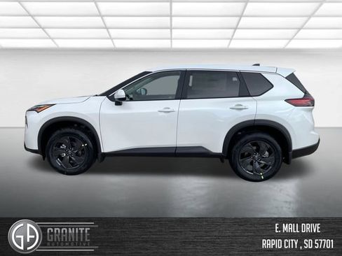 New 2026 Nissan Rogue SV w/ Cold Weather Package AWD/4WD image 2