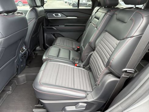 Certified 2025 Ford Explorer ST-Line RWD image 24