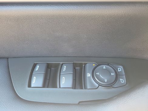 Used 2024 Chevrolet Blazer LT w/ Convenience Package FWD image 21
