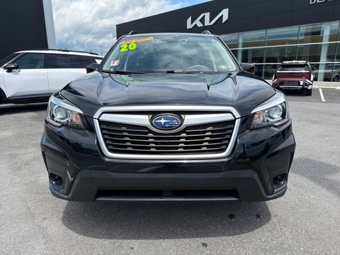 Used 2020 Subaru Forester Premium AWD/4WD image 11