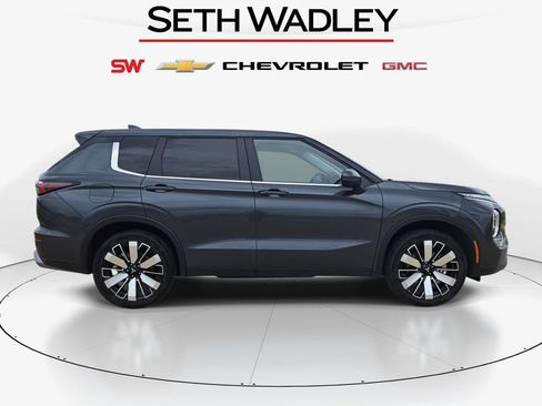 Used 2025 Mitsubishi Outlander SE AWD/4WD image 8