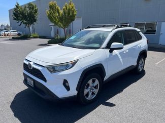 Used 2019 Toyota RAV4 XLE w/ Convenience Package FWD video 1